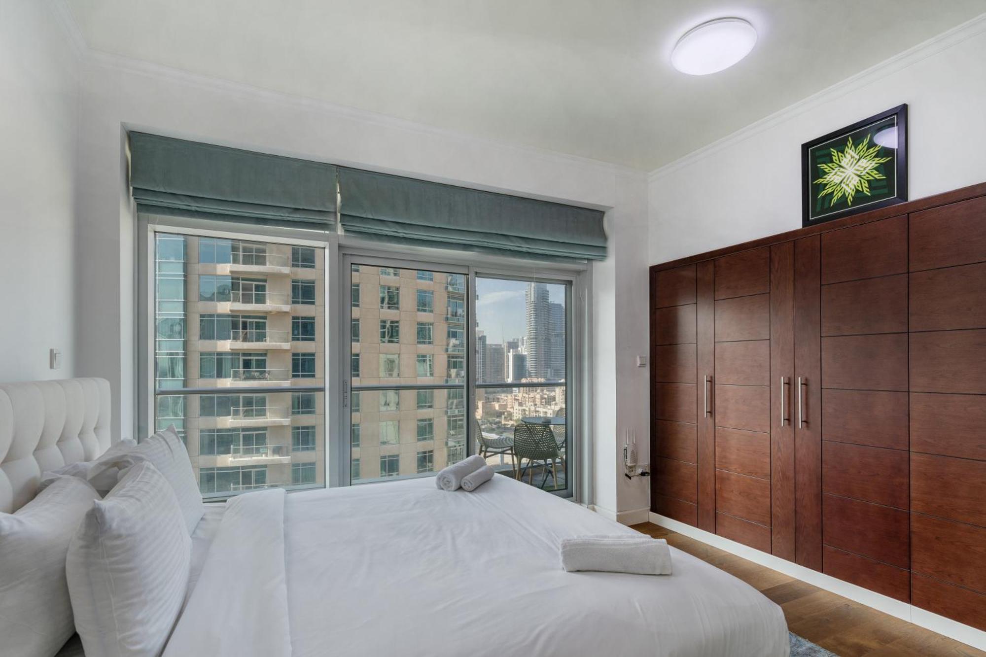 Chic 2Br Apartment, Prime Location Near Dubai Mall - Allsopp&Allsopp 外观 照片