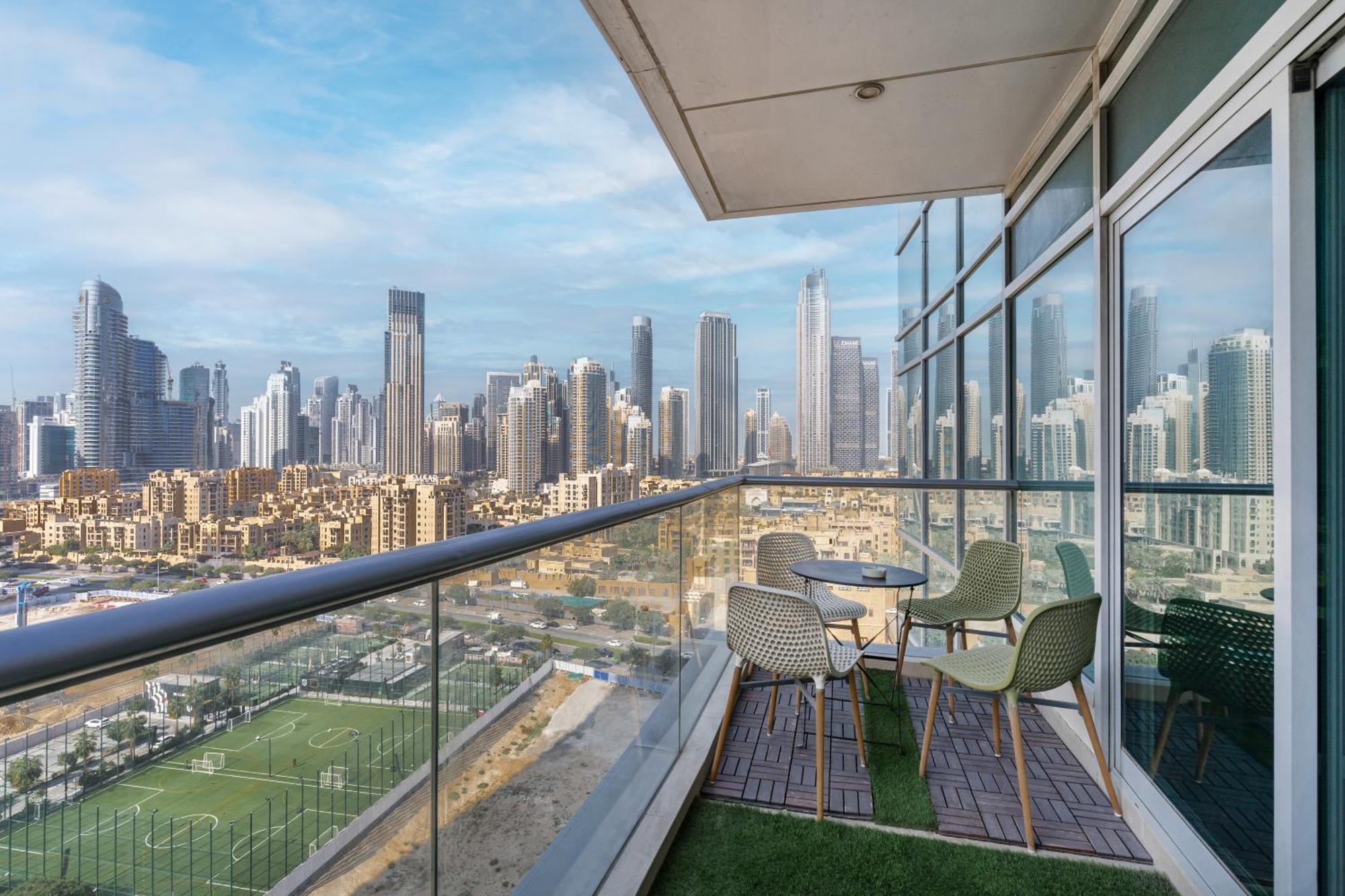 Chic 2Br Apartment, Prime Location Near Dubai Mall - Allsopp&Allsopp 外观 照片