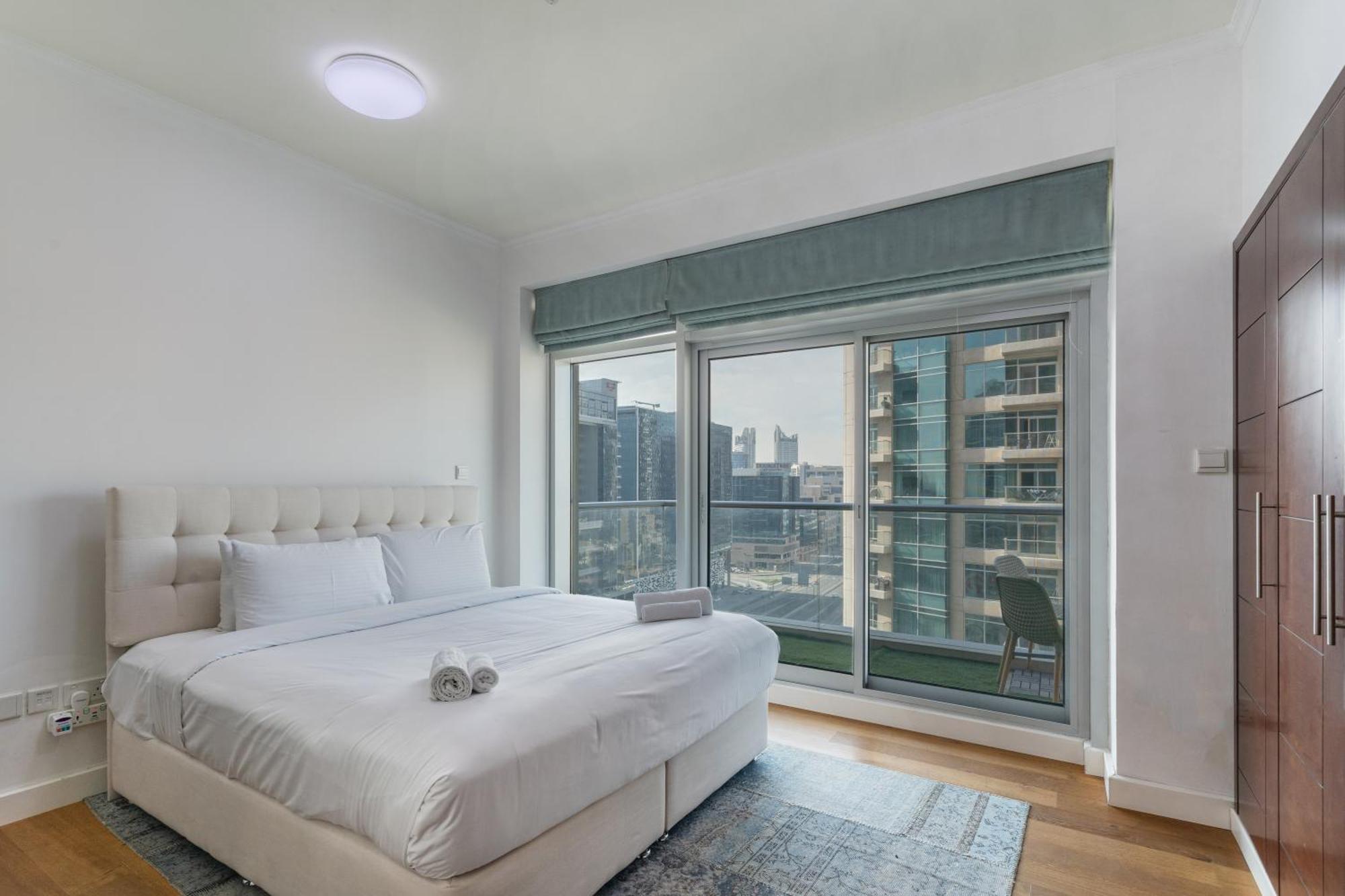Chic 2Br Apartment, Prime Location Near Dubai Mall - Allsopp&Allsopp 外观 照片