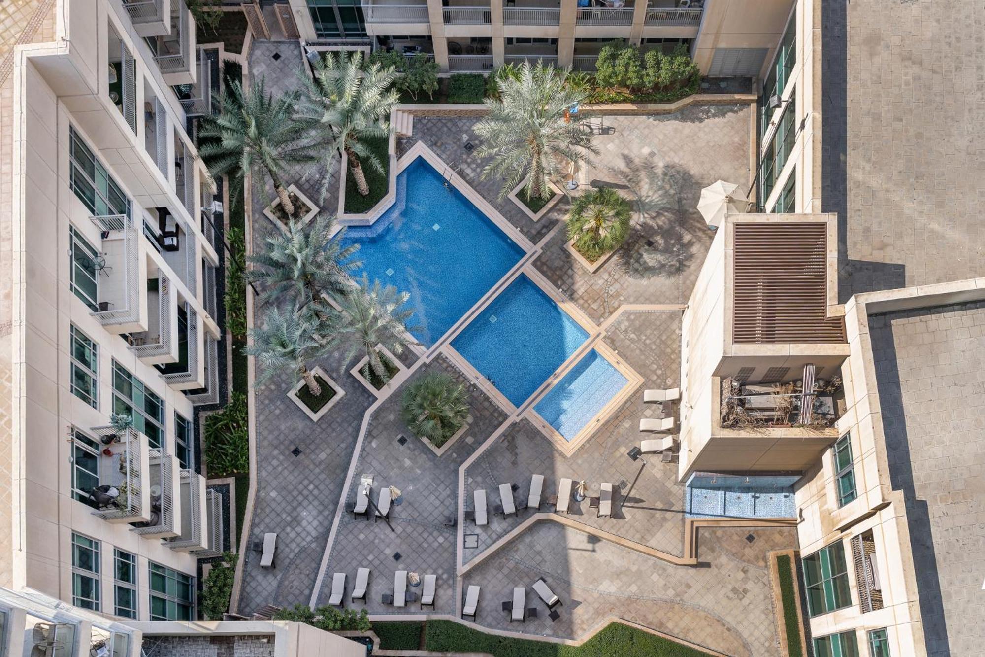 Chic 2Br Apartment, Prime Location Near Dubai Mall - Allsopp&Allsopp 外观 照片